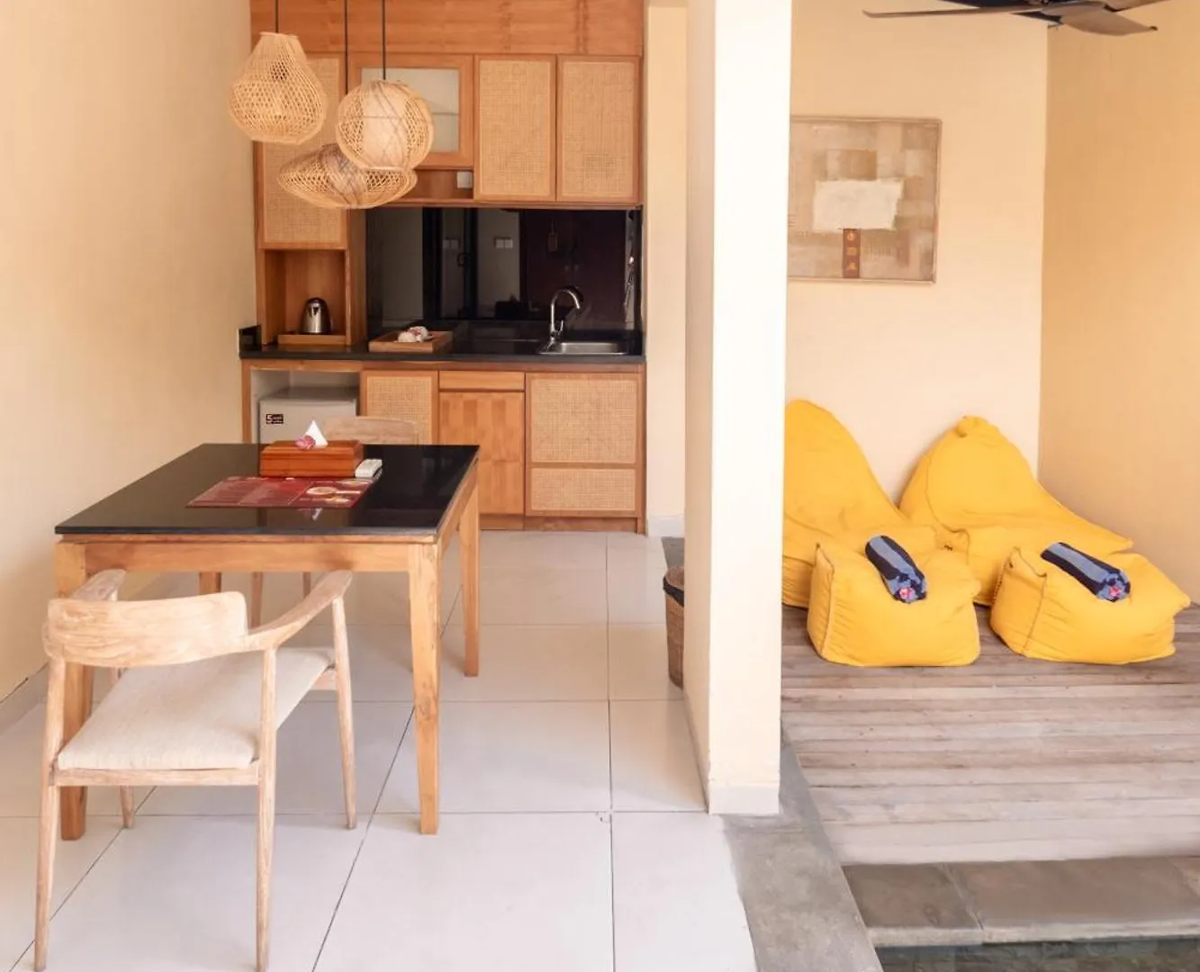 Lasanti Villas Seminyak إندونيسيا