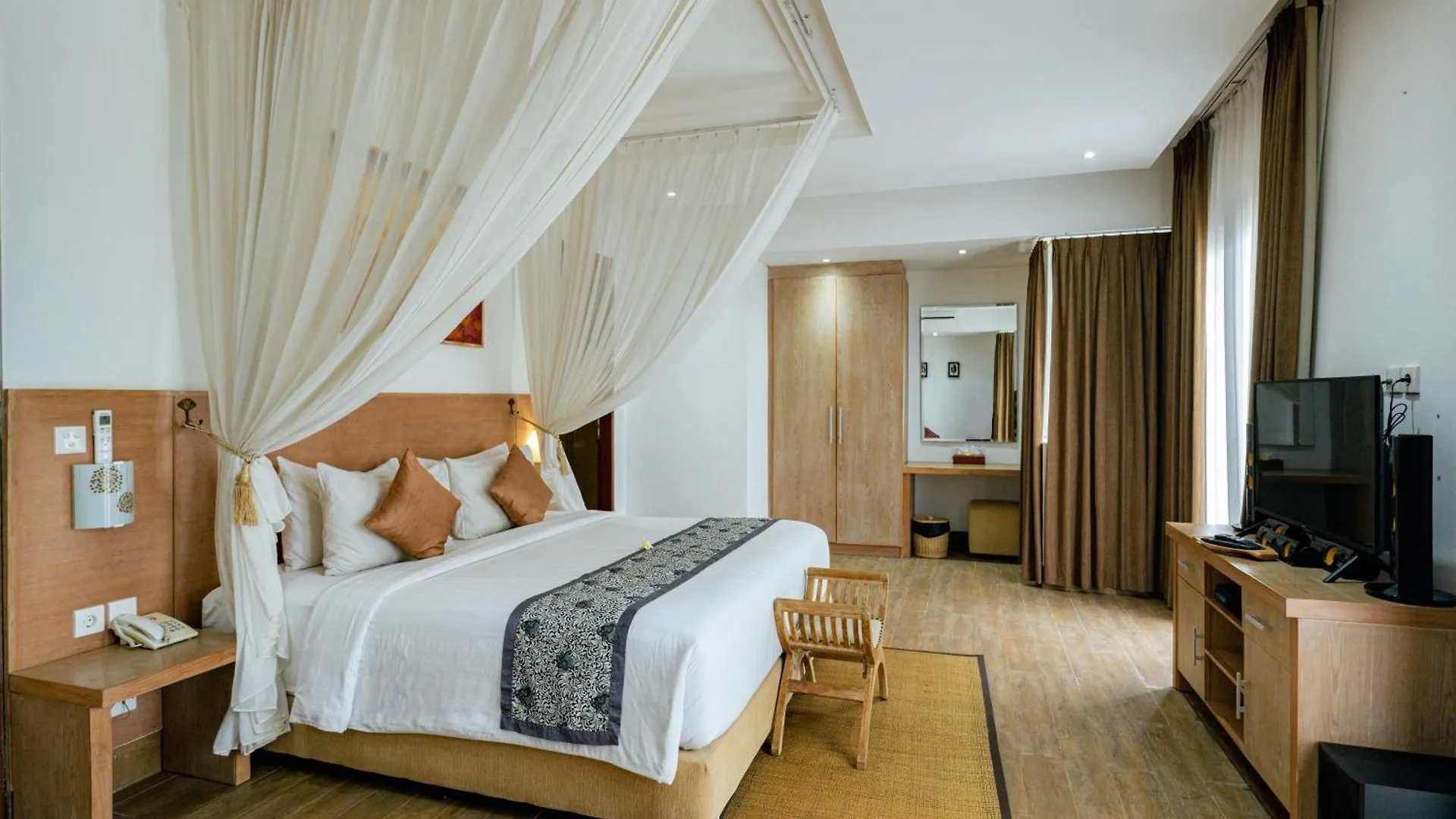 Lasanti Villas Seminyak سمينياك