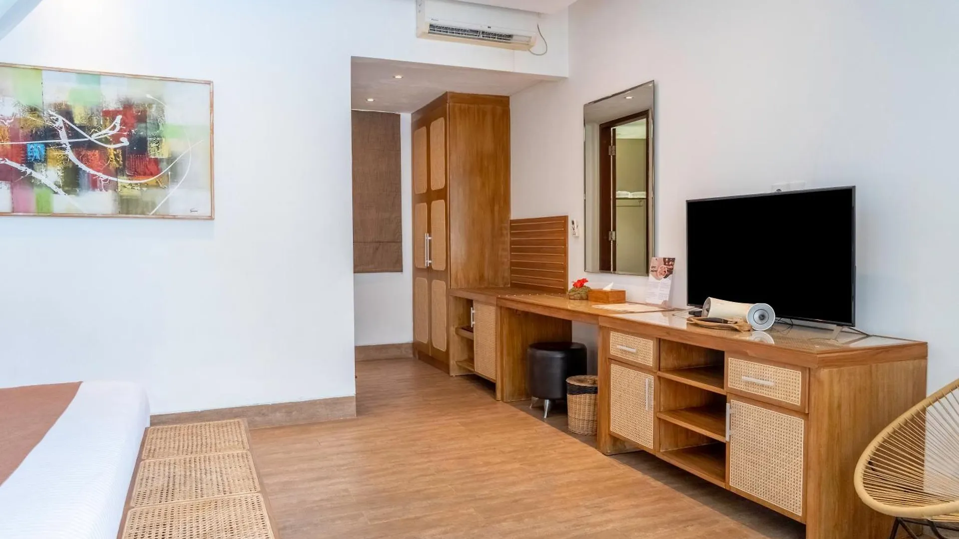 Lasanti Villas Seminyak سمينياك
